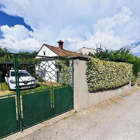 House Orieta 385 Hébergement de vacances *