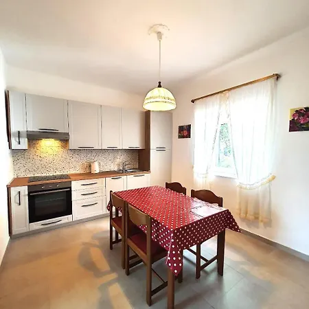 Prázdninový dům House Orieta 385