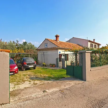 펜션 House Orieta 385