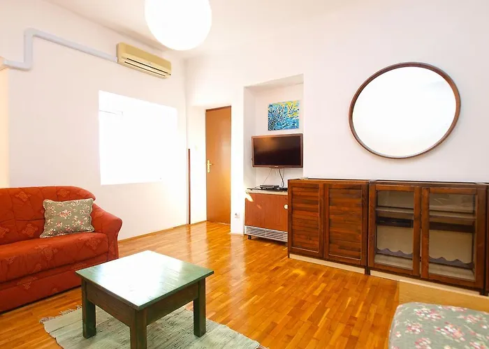 House Orieta 385